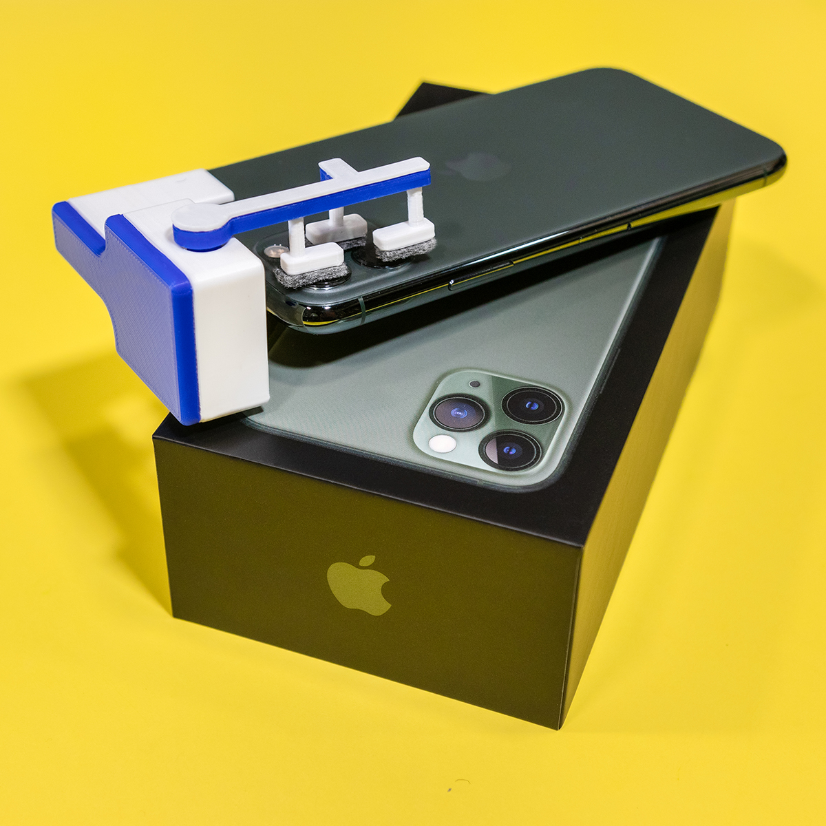iWipe Pro Max - Unnecessary Inventions iWipe Pro Max - Unnecessary Inventions